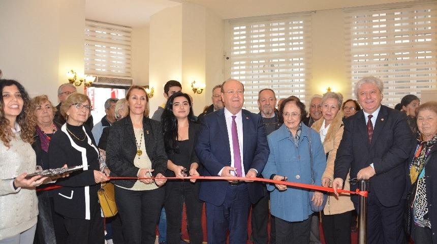 Tarihe ge&ccedil;en kadınlar Efeler&rsquo;de anıldı