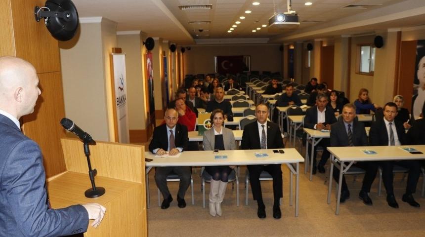 S&uuml;s Bitkileri Yetiştiriciliği &ouml;n fizibilite raporu tanıtım toplantısı ger&ccedil;ekleştirildi