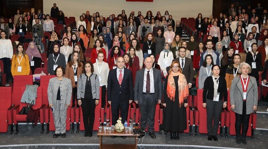 ER&Uuml;&rsquo;de &lsquo;Gıda G&uuml;venliği ve Gıdada Bilgi Kirliliği&rsquo;  paneli d&uuml;zenlendi