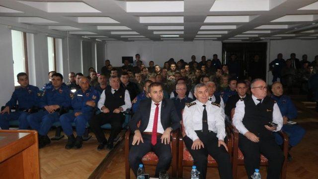 Askeriyede ebeveynlik konferansı