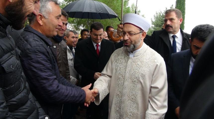 Diyanet İşleri Başkanı Erbaş Nusaybin&rsquo;de cami a&ccedil;ılışı yaptı