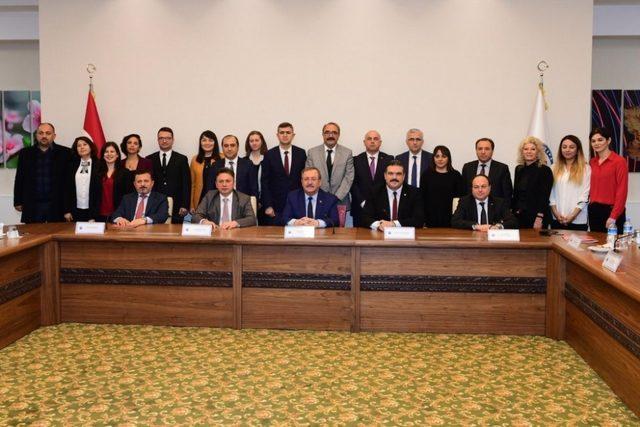 Anadolu Üniversitesi üniversite-sanayi iş birliğinde yeni adım attı