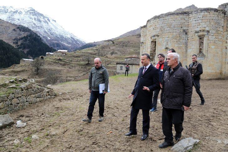 Vali Taşbilek ilk köy gezisini Yağmurdere vadisine gerçekleştirdi G2