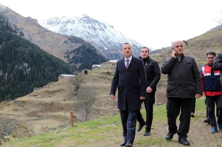 Vali Taşbilek ilk köy gezisini Yağmurdere vadisine gerçekleştirdi G4