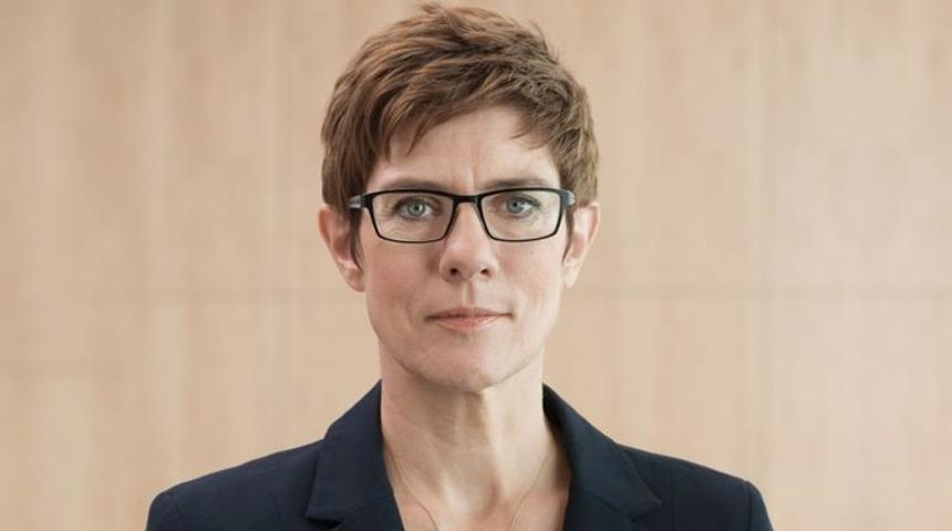 Dünyanın gözü oradaydı! Yerine gelecek isim belli oldu