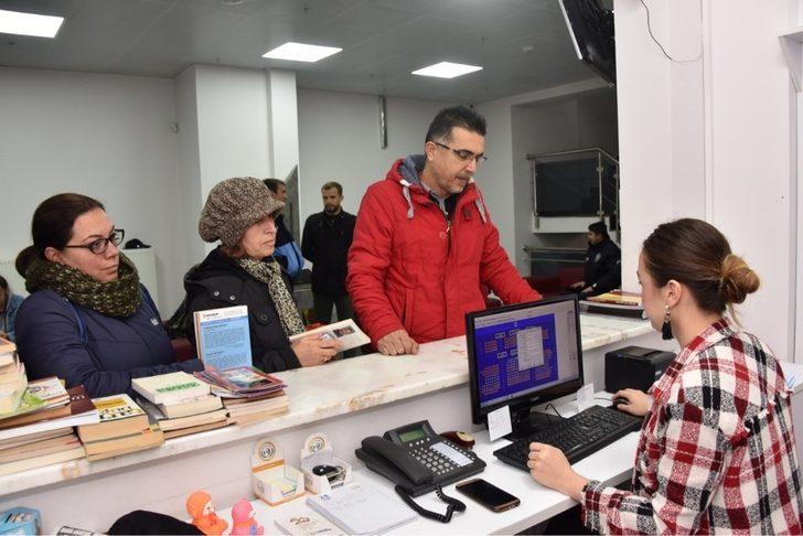 Bozüyük Belediyesinden örnek proje: Bir kitap getirene bir bilet G4