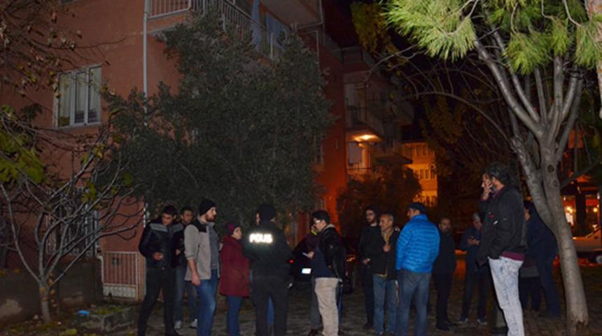 Yasa boğan &ouml;l&uuml;m! Herkes evine akın etti