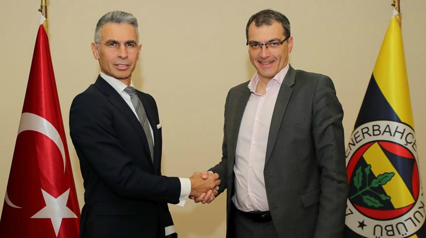 Fenerbah&ccedil;e'nin yeni kaleci antren&ouml;r&uuml; Alper Boğuşlu! Alper Boğuşlu kimdir?