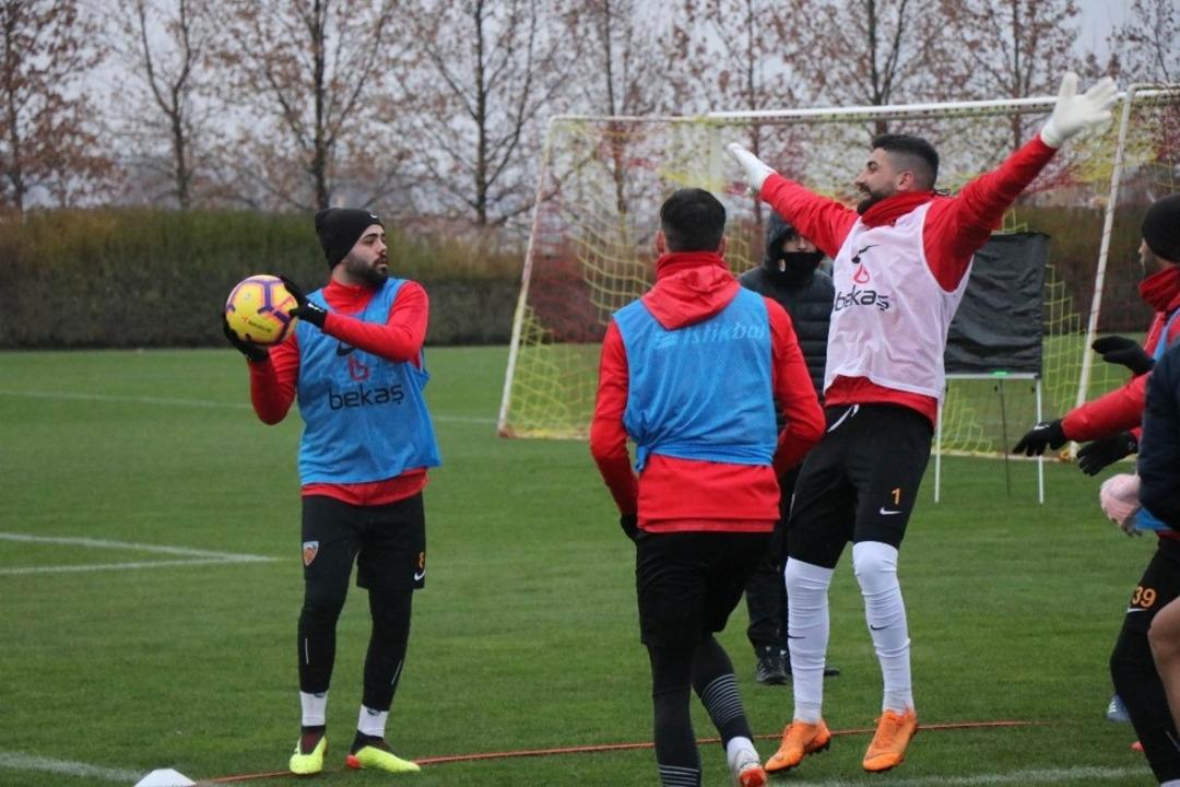 Kayserispor&rsquo;da Kasımpaşa mesaisi s&uuml;r&uuml;yor