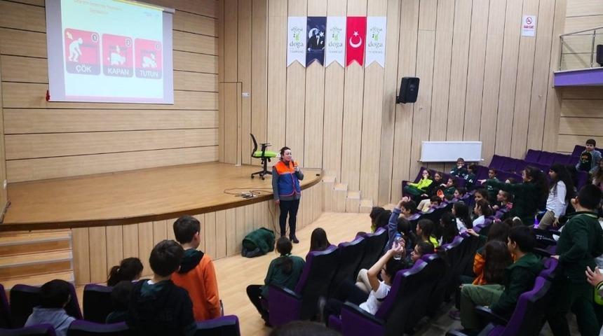 &Ouml;ğrencilere farkındalık eğitimi