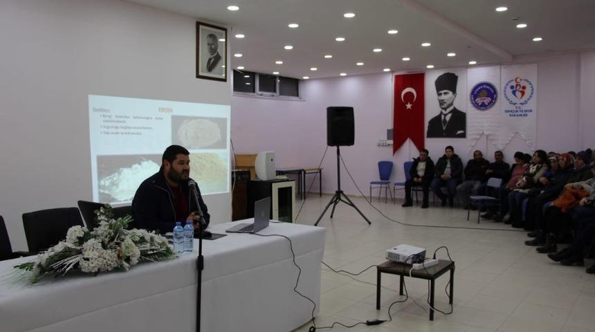 Kars KYK &ccedil;alışanları uyuşturucu konusunda bilgilendirildi