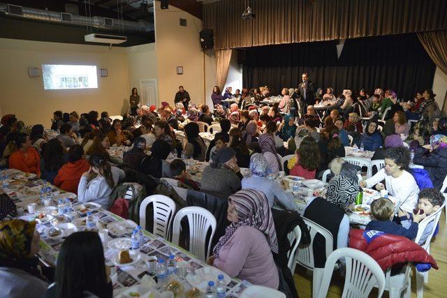 Başkan Ataç’ın kadınlarla bilgilendirme toplantısı