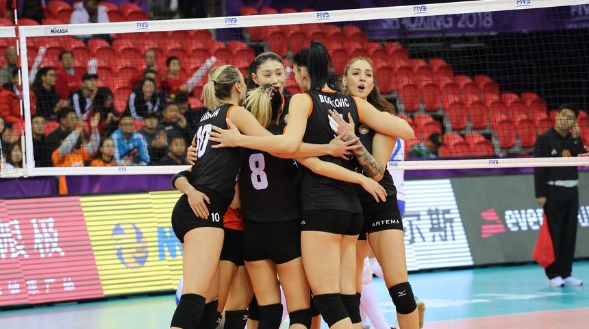 Eczacıbaşı VitrA 2 - 3 Minas (FIVB Dünya Kulüpler Şampiyonası)