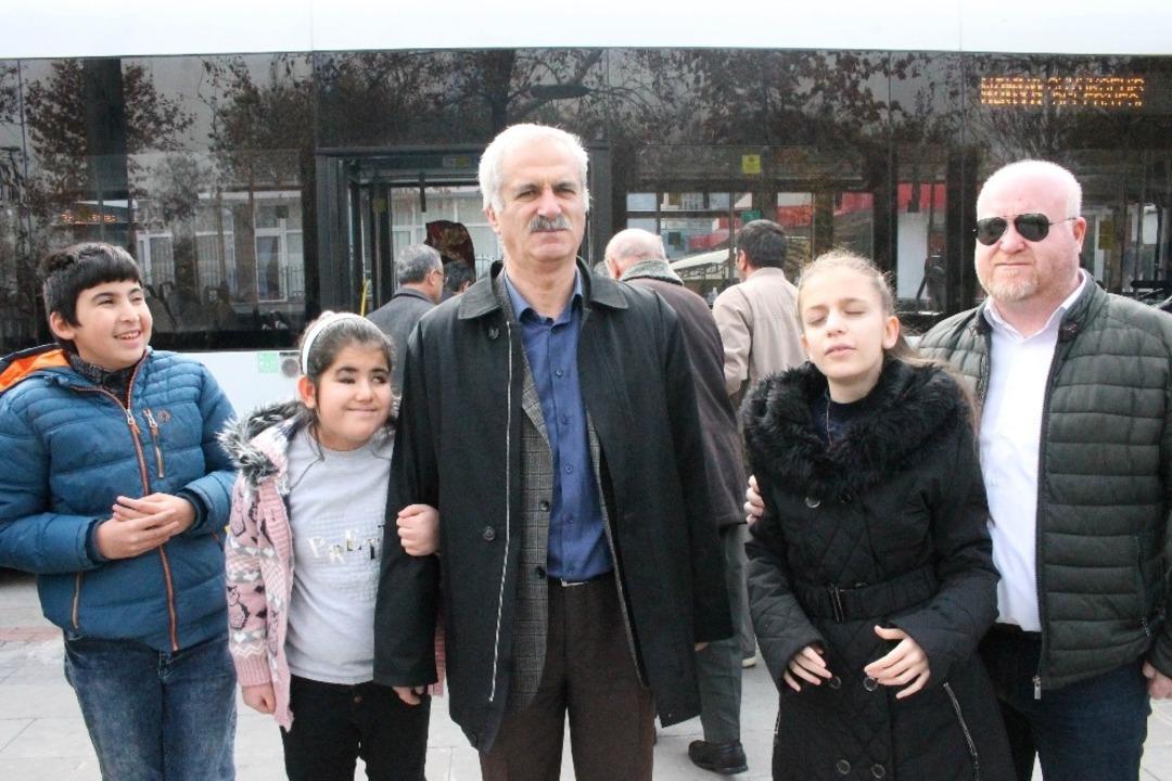 Konya&rsquo;da g&ouml;rme engelliler otob&uuml;slerde inecekleri durakları duyacak