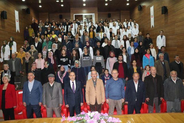 Oğuzeli’nde “Koroner arter hastalığı ve korunma yolları” konferansı