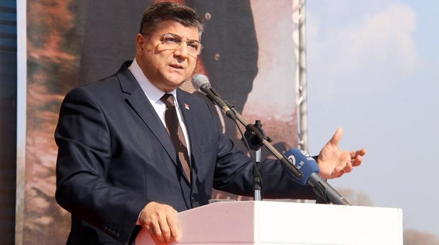 İzmir'de CHP'nin adayı kim olacak? Kamil Okyay Sındır'da adaylığını duyurdu