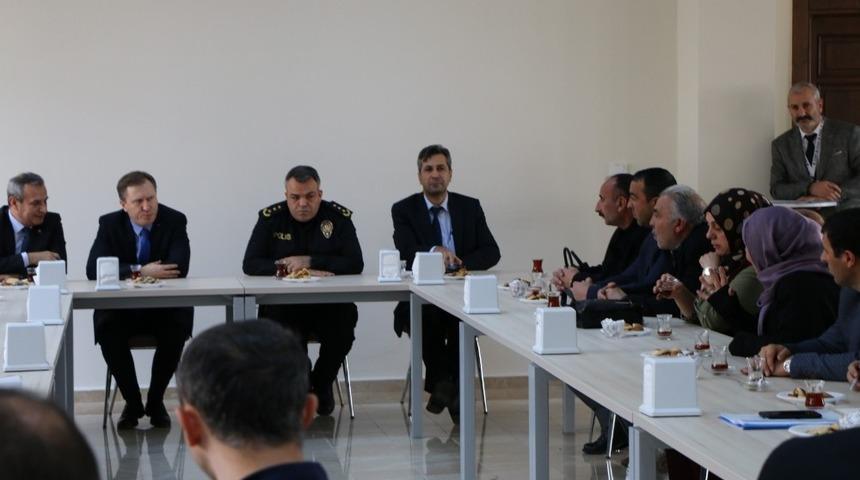 Kars&rsquo;ta huzur toplantısı d&uuml;zenlendi