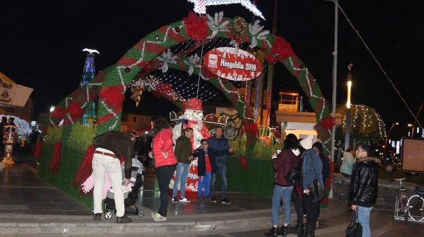 Marmaris&rsquo;te yeni yıl coşkusu erken başladı