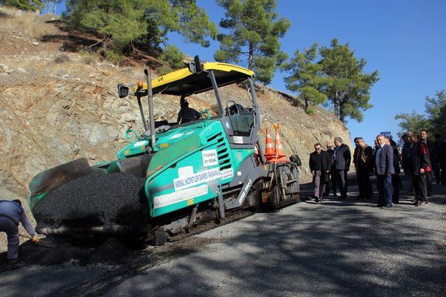 Yarbaşçandır’a sıcak asfalt