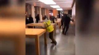 Fransa'da göstericiler Apple mağazasını yağmaladı! Görüntü sosyal medyayı salladı