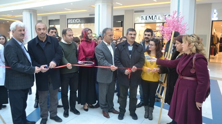 Engelliler hünerlerini sergiledi