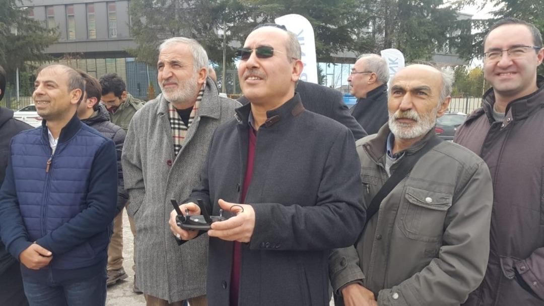 &Ccedil;orum&rsquo;da gazeteciler İHA pilotluğu eğitimi aldı