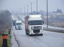 Kapıkule'de 18 kilometrelik TIR kuyruğu