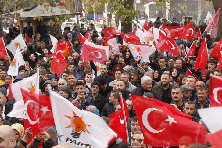 AK Parti’nin Isparta adayı Başdeğirmen’e kalabalık karşılama G4