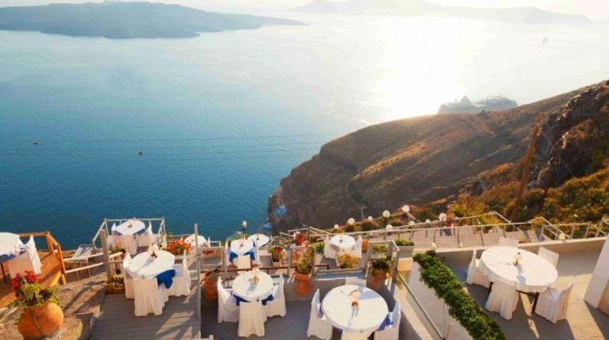 Gemi Seyahatinde D&uuml;nya Keşfedilirken Neler Yenilip İ&ccedil;iliyor?