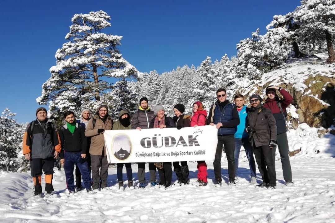 G&uuml;m&uuml;şhaneli dağcılardan tarihi ipek yolunda beyaz y&uuml;r&uuml;y&uuml;ş