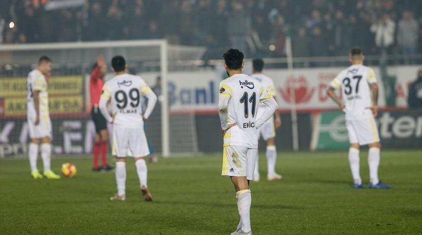 F.Bah&ccedil;e Akhisar'da yıkıldı! K&uuml;me d&uuml;şme hattındalar