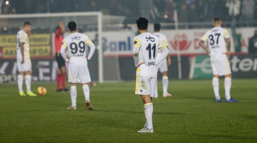 Fenerbah&ccedil;e dibe vurdu: 3-0