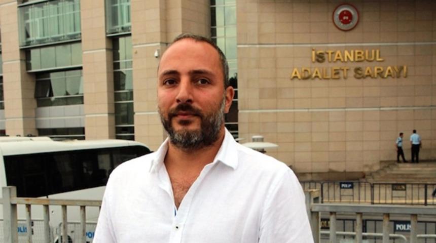 Sosyal medyada 'Kılı&ccedil; artığı' tartışması! Sosyoloji profes&ouml;r&uuml; tepkiler gelince sildi