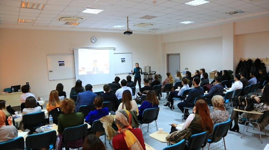 HK&Uuml;&rsquo;de &ldquo;Sağlık Sekt&ouml;r&uuml;nde Girişimcilik, Projeniz Sağlık Olsun&rdquo; semineri