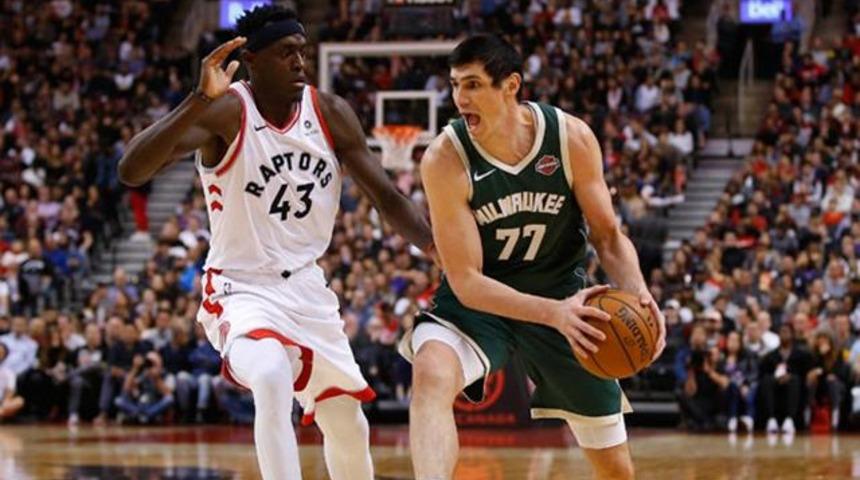 Toronto Raptors 99 - 104 Milwaukee Bucks