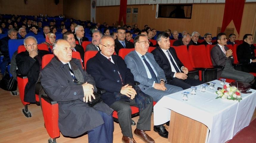 Bafra&rsquo;da &ldquo;2023 Eğitim Vizyonu ve Eğitimde D&ouml;n&uuml;ş&uuml;m&rdquo; konferansı