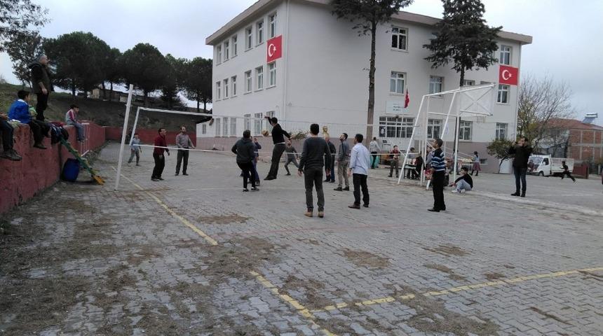 Ulupınar ortaokulundan anlamlı turnuva