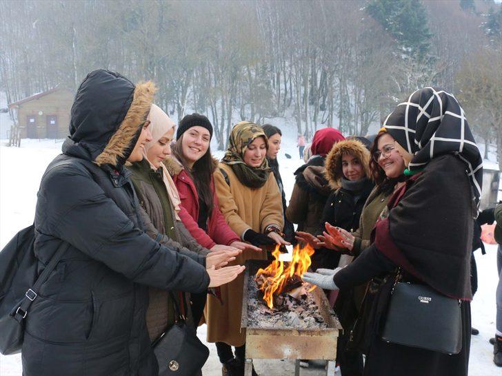 Abant Tabiat Parkı'na ziyaretçi akını  G4