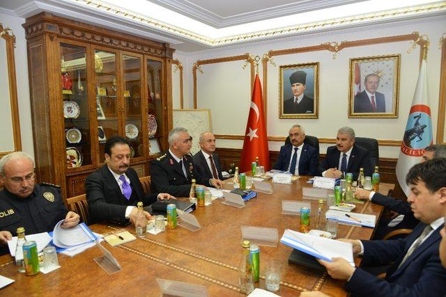 İçişleri Bakan Yardımcısı Mehmet Ersoy: “Türk-İş Başkanı açıklamalarını tehlikeli buluyorum”