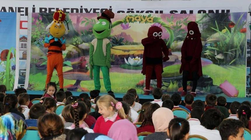 Çocuk Kulübü “Maya 2 Müzikali” oyunu ile çocukları buluşturdu