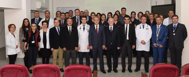 Ege &Uuml;niversitesi nde  enfiye &ccedil;ukuru ndan anjiyo 4