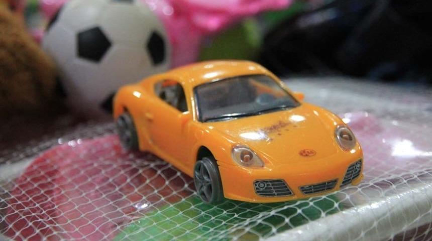 &Ouml;ğrencilerden Hayat Ağacı Derneği&rsquo;ne bağış