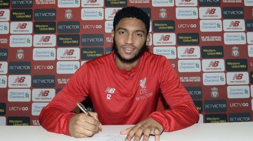 Liverpool, Joe Gomez'in sözleşmesini uzattı