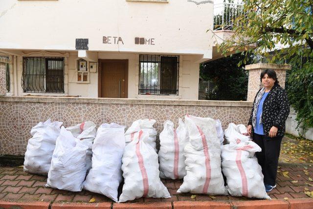 Konyaaltı Belediyesi  atıklardan elde ettiği yakıtı vatandaşa dağıtıyor