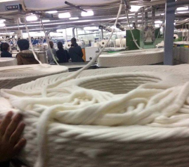 Moda ve Tekstil tasarımı öğrencilerinden iplik fabrikasına teknik gezi