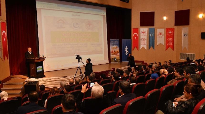 Adıyaman &Uuml;niversitesinde badem paneli