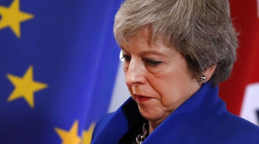 Brexit oylaması erteleniyor mu?