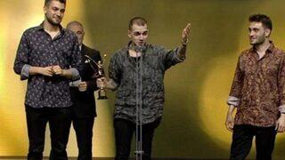 Ezhel'den ödül konuşması: Sanatın sansürlenemeyeceğini...