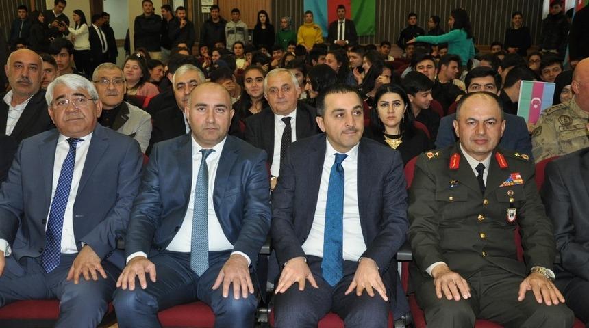 Haydar Aliyev, &Ouml;l&uuml;m&uuml;n&uuml;n 15. Yılında Kars&rsquo;ta Anıldı