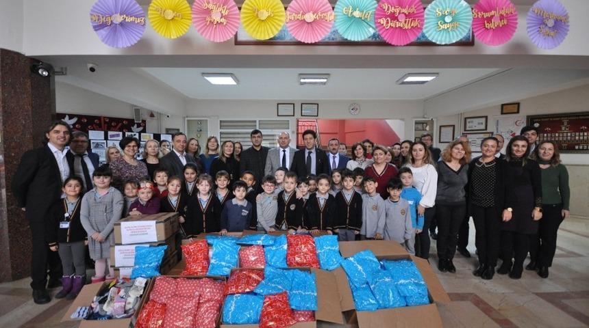 Tekirdağ&rsquo;dan Vanlı &ouml;ğrencilere hediye paketi